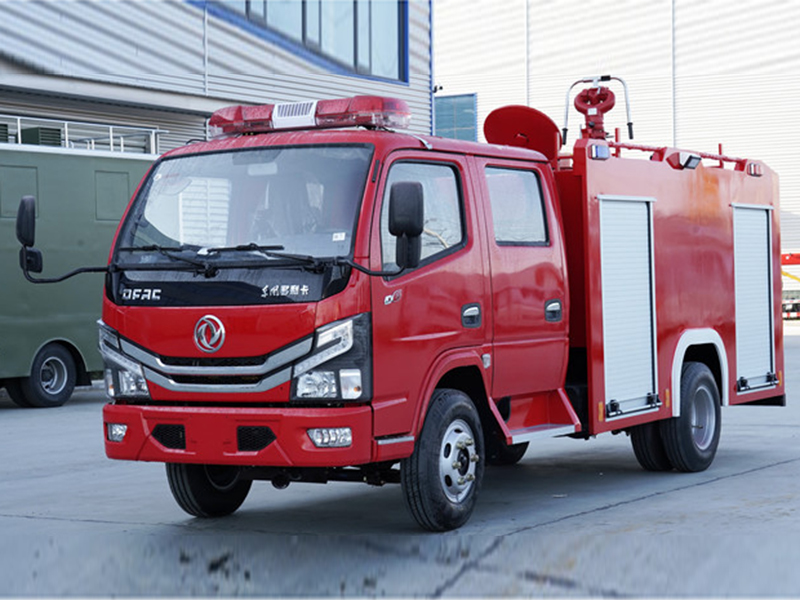 東風(fēng)2.5方國六水罐消防車