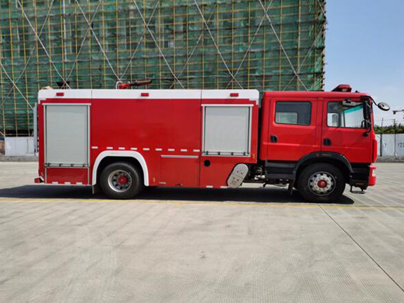 D9東風(fēng)6噸泡沫消防車