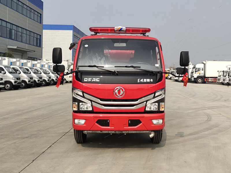 瑞力4噸消防灑水車