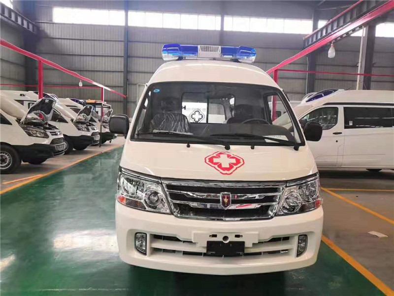 金杯海獅120救護(hù)車(chē)